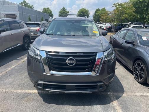 2022 Nissan Pathfinder SV 4WD