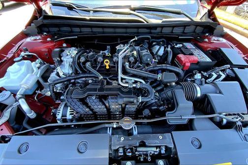 2025 Nissan Altima SR FWD