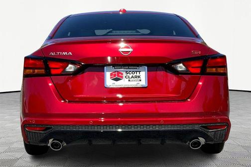 2025 Nissan Altima SR FWD