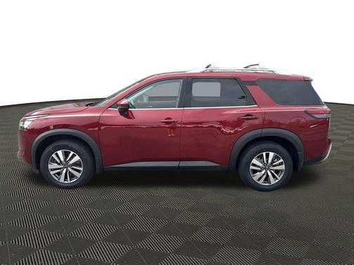 2023 Nissan Pathfinder SL 4WD