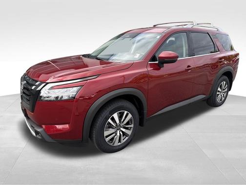 2023 Nissan Pathfinder SL 4WD