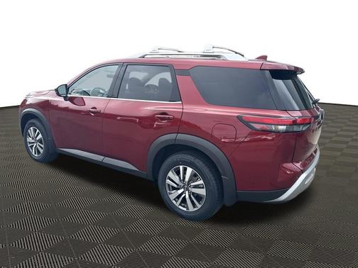 2023 Nissan Pathfinder SL 4WD