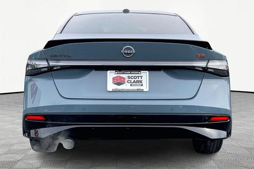 Atlantic Gray Metallic/Super Black 2026 Nissan Sentra SR