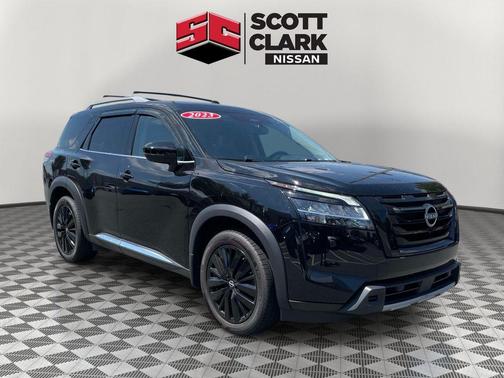 Super Black 2023 Nissan Pathfinder Platinum 4WD