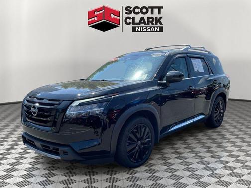 Super Black 2023 Nissan Pathfinder Platinum 4WD