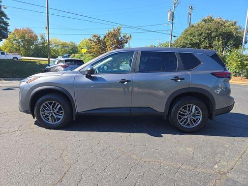 2025 Nissan Rogue S