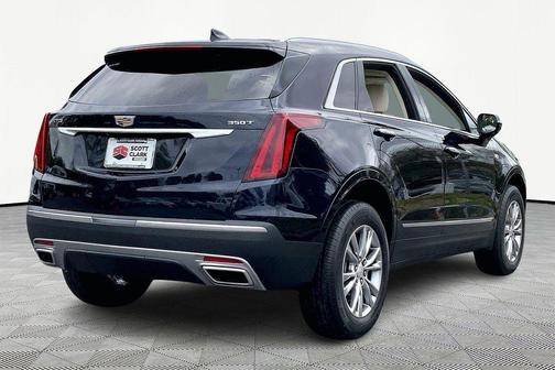 Dark Moon Blue Metallic 2022 Cadillac XT5 Premium Luxury