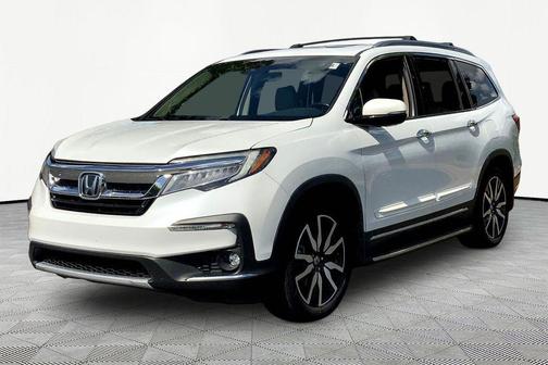Platinum White Pearl 2020 Honda Pilot Touring 8-Passenger