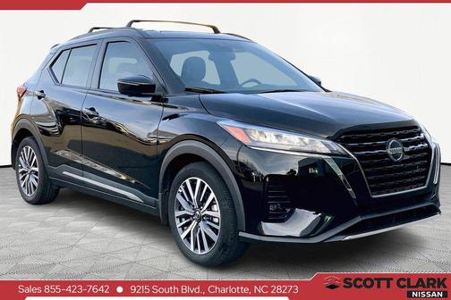 2021 Nissan Kicks SR