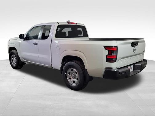 2025 Nissan Frontier S