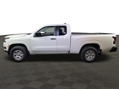 2025 Nissan Frontier S