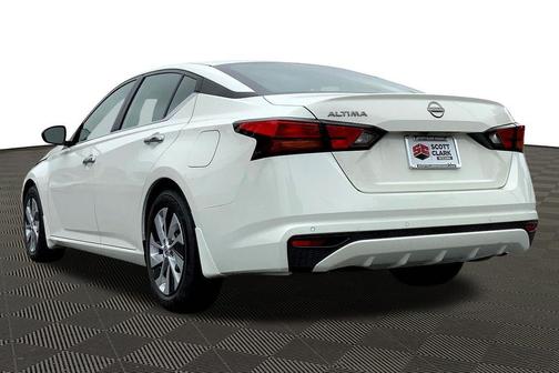2024 Nissan Altima S FWD