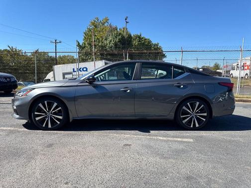 2019 Nissan Altima 2.5 SR