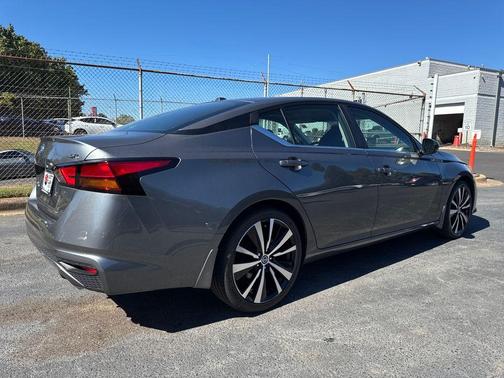 2019 Nissan Altima 2.5 SR