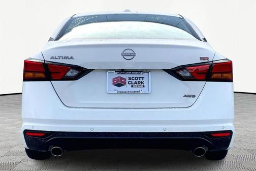 2025 Nissan Altima SR AWD