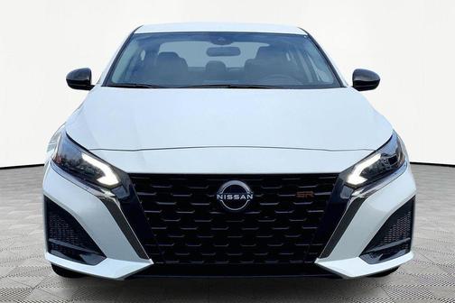 2025 Nissan Altima SR AWD