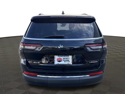 2021 Jeep Grand Cherokee L Laredo