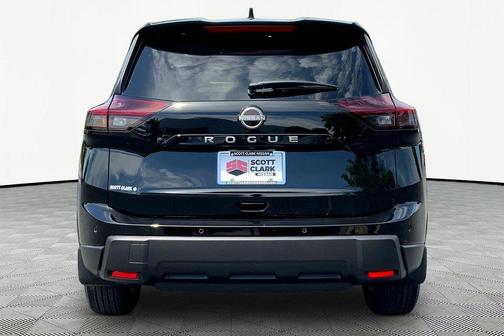 Super Black 2026 Nissan Rogue S