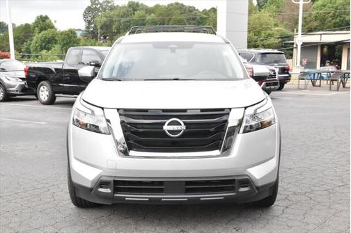 Brilliant Silver Metallic 2022 Nissan Pathfinder SV 2WD