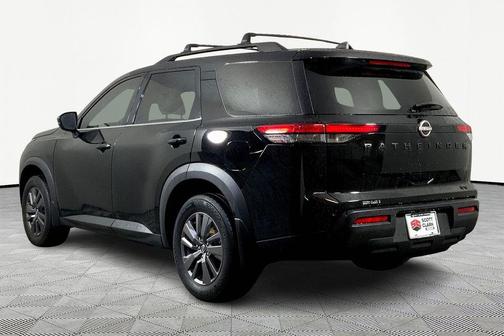 2022 Nissan Pathfinder SV 2WD