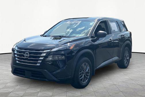 Super Black 2026 Nissan Rogue S