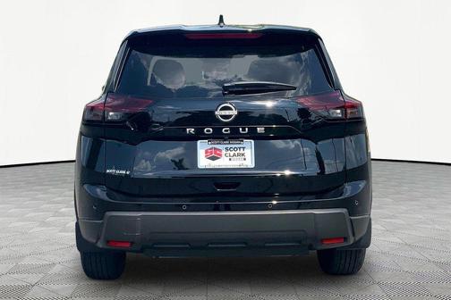 Super Black 2026 Nissan Rogue S
