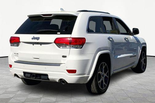 2020 Jeep Grand Cherokee Overland