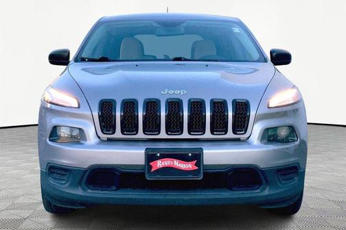 2017 Jeep Cherokee Sport