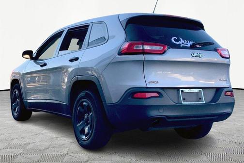 2017 Jeep Cherokee Sport
