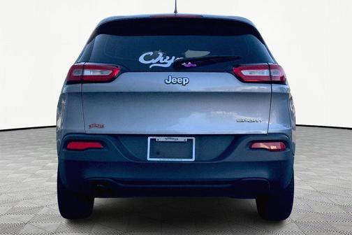 2017 Jeep Cherokee Sport