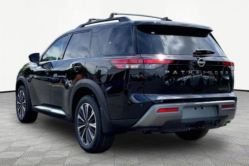 Super Black 2026 Nissan Pathfinder Platinum
