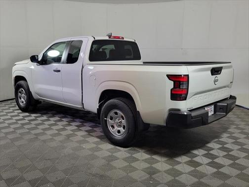 2025 Nissan Frontier S