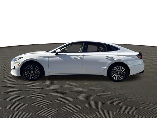 2023 Hyundai SONATA Hybrid SE