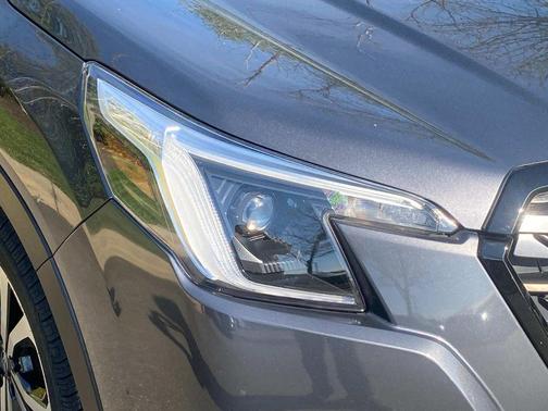 Magnetite Gray Metallic 2023 Subaru Forester Limited
