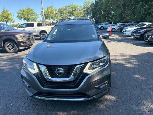 Gun Metallic 2018 Nissan Rogue SL