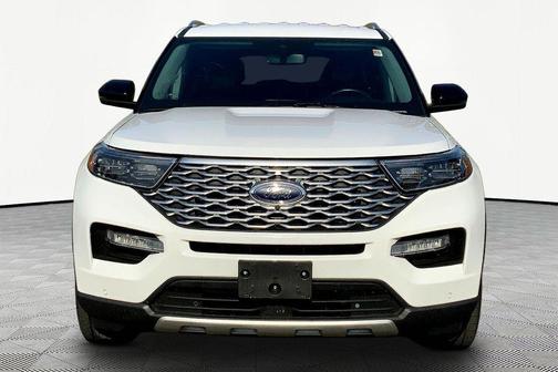 OXFORD WHITE 2022 Ford Explorer Limited