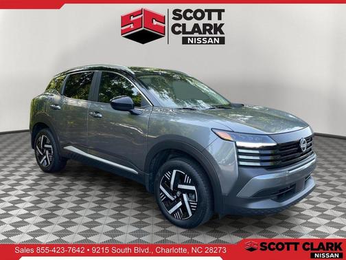 Gun Metallic/Super Black 2026 Nissan Kicks SV