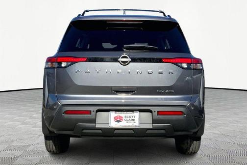 2024 Nissan Pathfinder SV 4WD