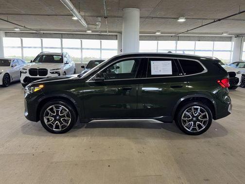 San Remo Green Metallic 2025 BMW X1 xDrive28i
