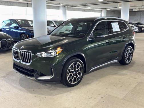 San Remo Green Metallic 2025 BMW X1 xDrive28i