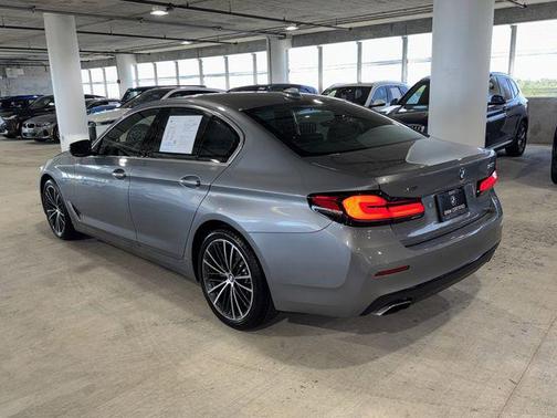 Skyscraper Gray Metallic 2023 BMW 540 i xDrive