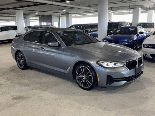 Skyscraper Gray Metallic 2023 BMW 540 i xDrive