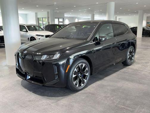 Black Sapphire Metallic 2026 BMW iX xDrive60