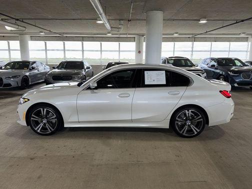 Mineral White Metallic 2023 BMW 330 xDrive