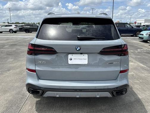 Brooklyn Grey Metallic 2026 BMW X5 PHEV xDrive50e