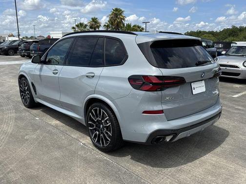 Brooklyn Grey Metallic 2026 BMW X5 PHEV xDrive50e