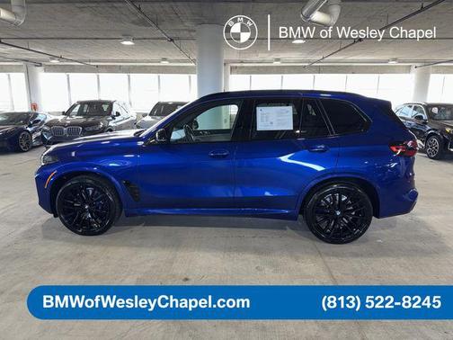 2025 BMW X5 M60i