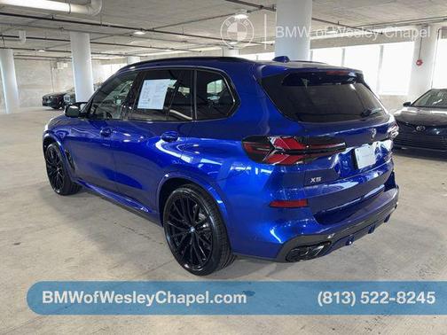 2025 BMW X5 M60i