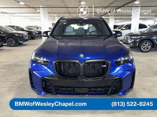2025 BMW X5 M60i