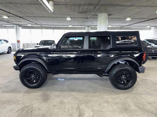 Shadow Black 2022 Ford Bronco Wildtrak